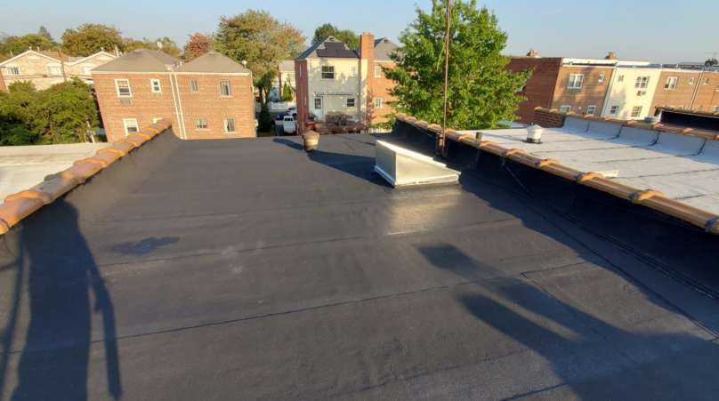 New Skylight Open Closed Project Shot 1