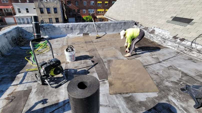 Existing Flat Roof Power Wash in Mt Vernon Project Shot 1