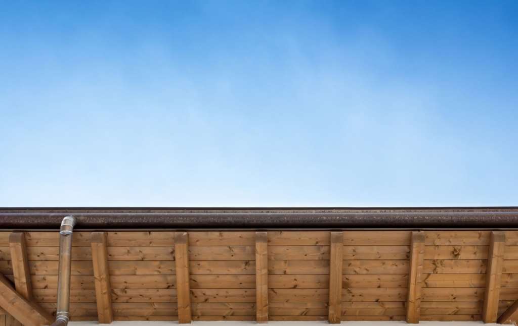 Which is Better Plastic or Aluminum Gutters