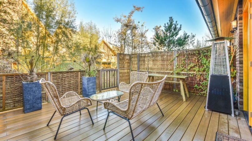 Elevate Your Outdoor Living Deck Design Trends for Modern Homes