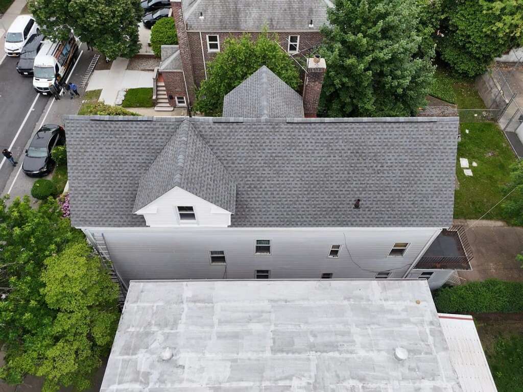 Project: Full project, Roof, Gutter, Plywood & Siding in Bronx